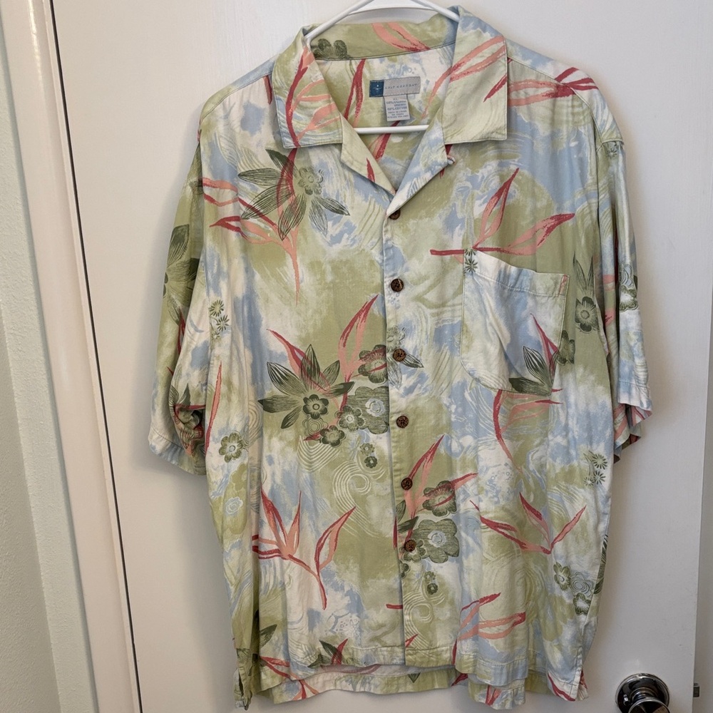 Floral Hawaiian Half Moon Bay Button-Up Shirt